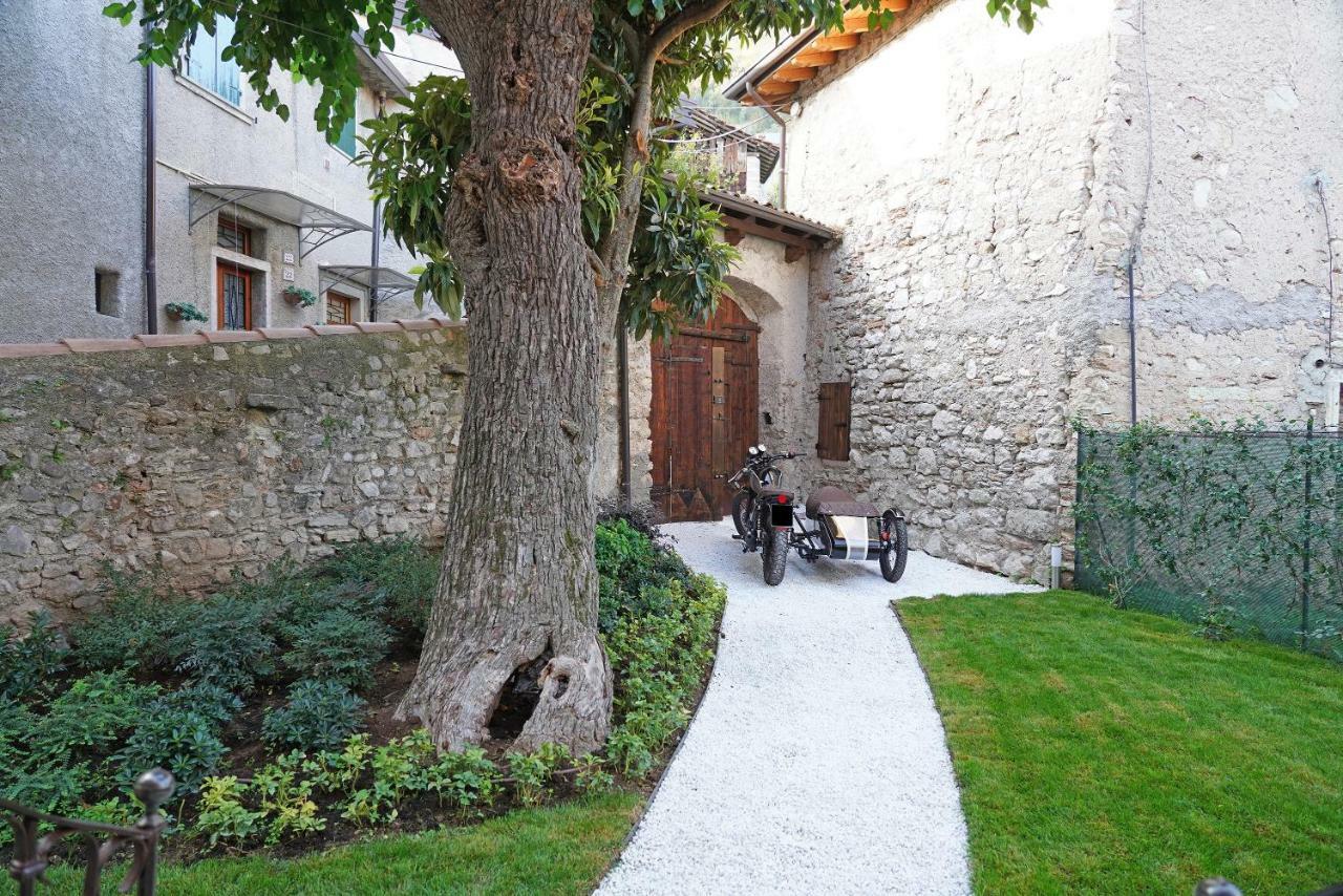 B&B Il Sogno Nel Borgo Gargnano Extérieur photo