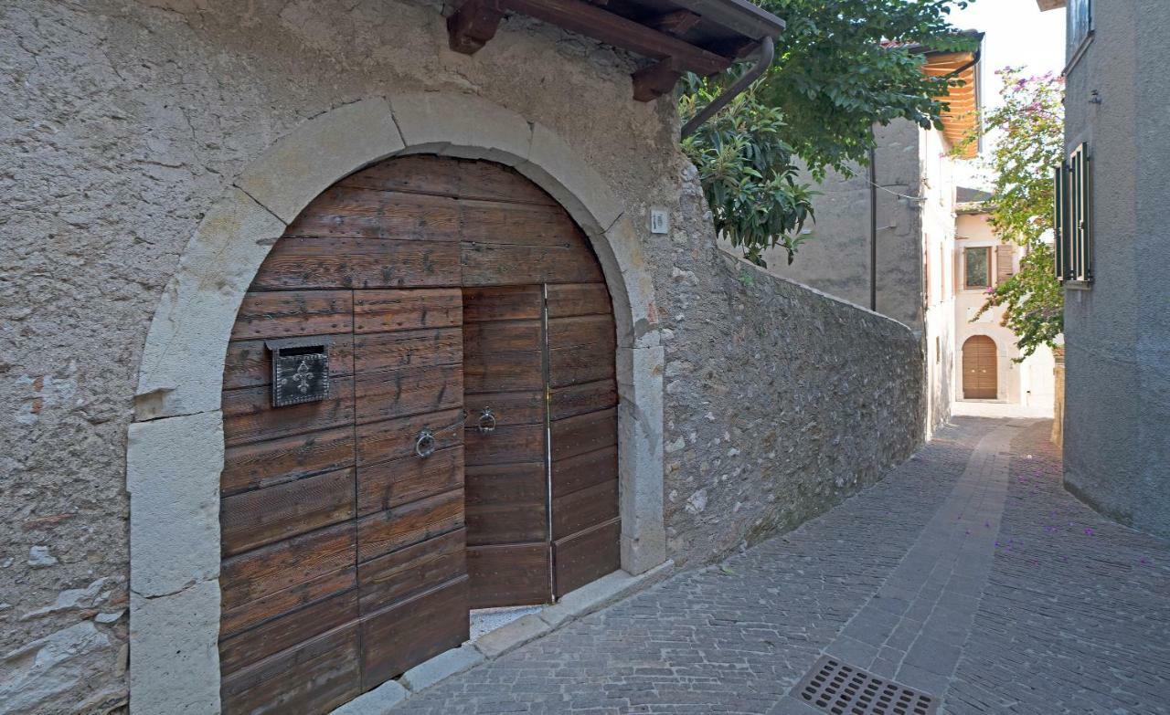 B&B Il Sogno Nel Borgo Gargnano Extérieur photo